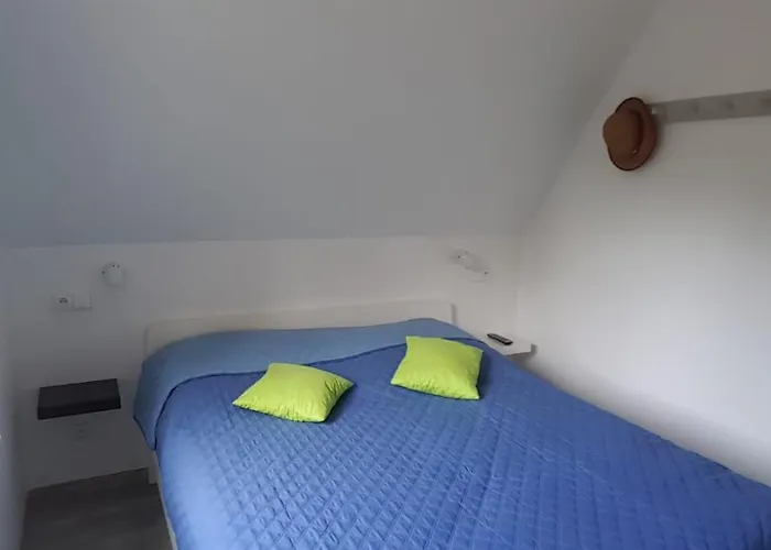 Tu I Teraz Blue Mare